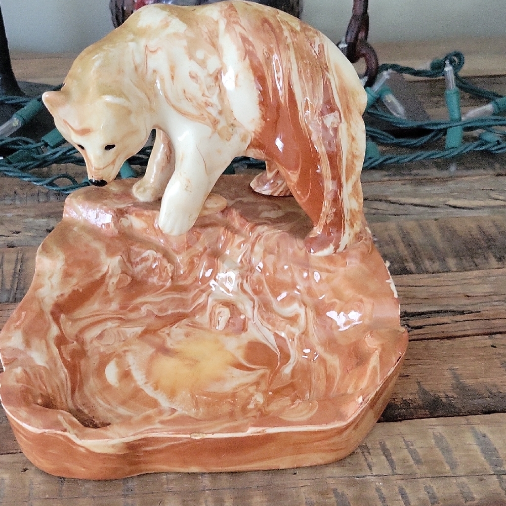 Alaska Native Clay Grizzly Bear Trinket / Ashtray Dish